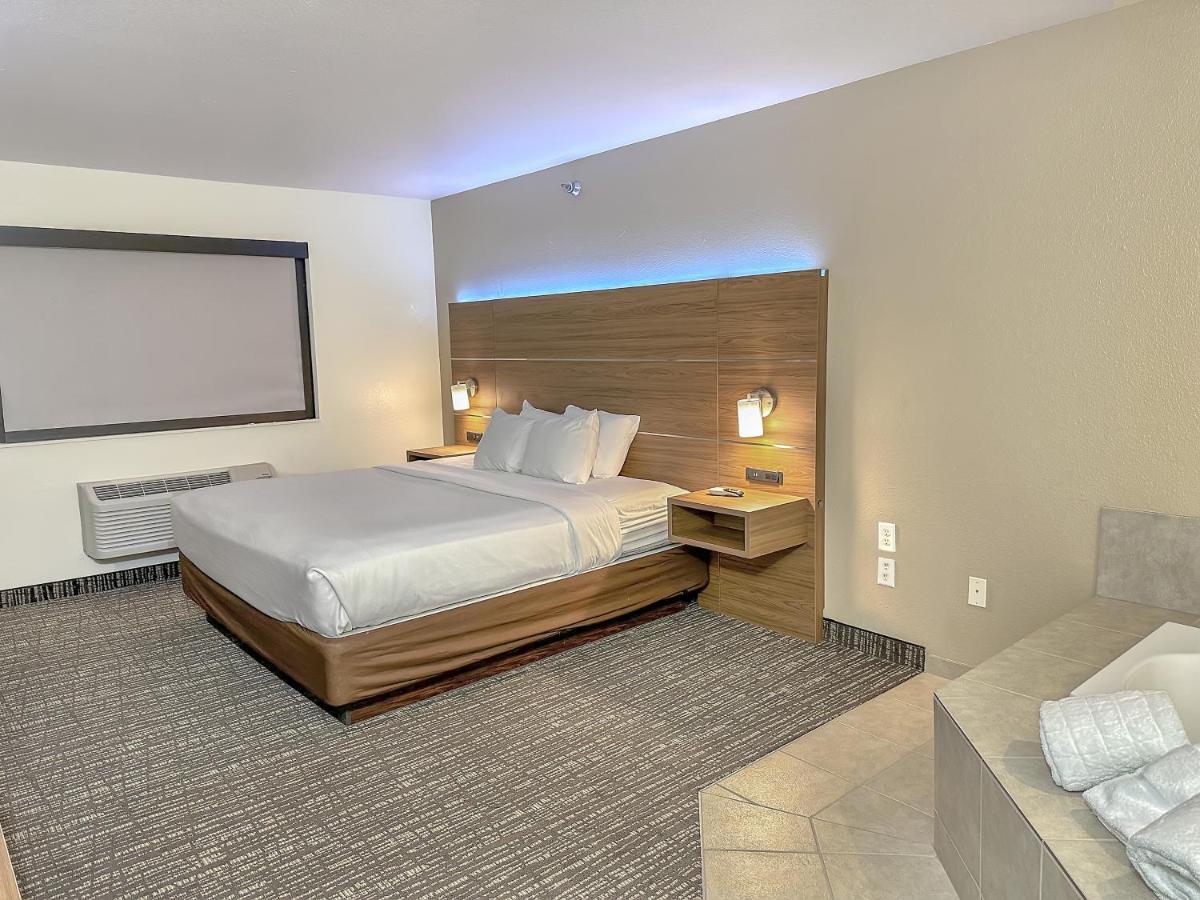 Estherville Hotel & Suites Luaran gambar