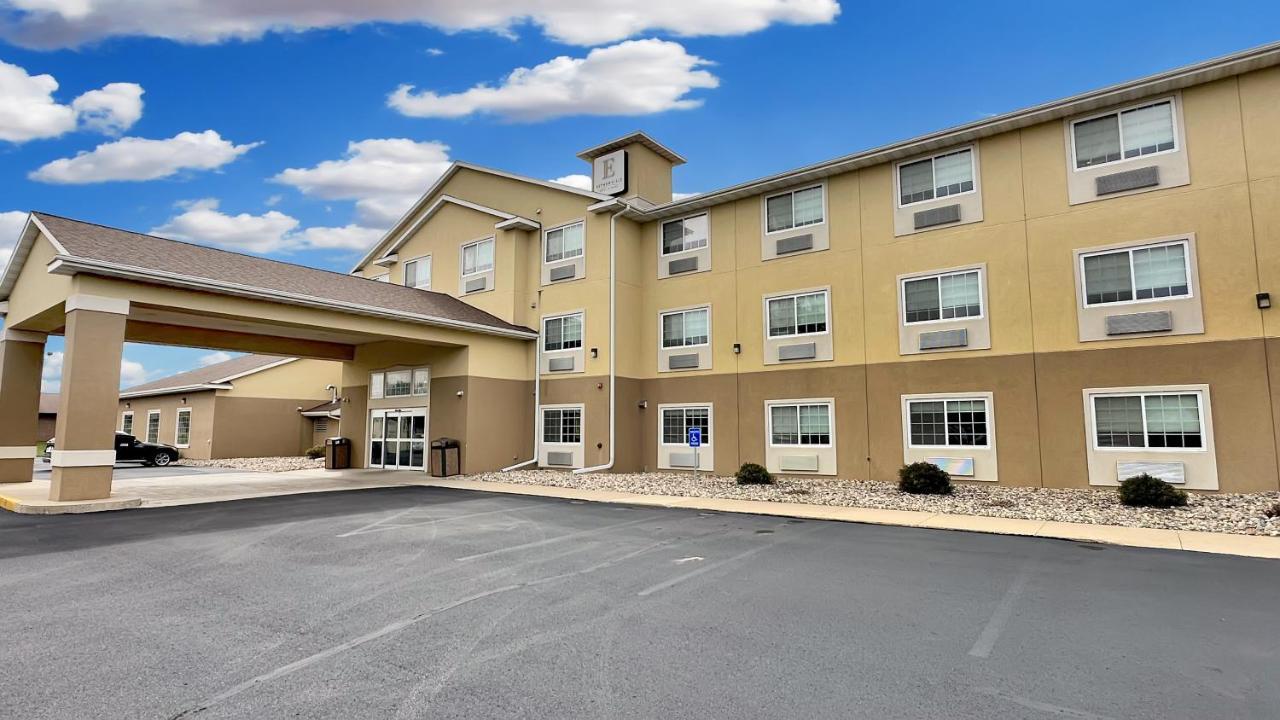 Estherville Hotel & Suites Luaran gambar