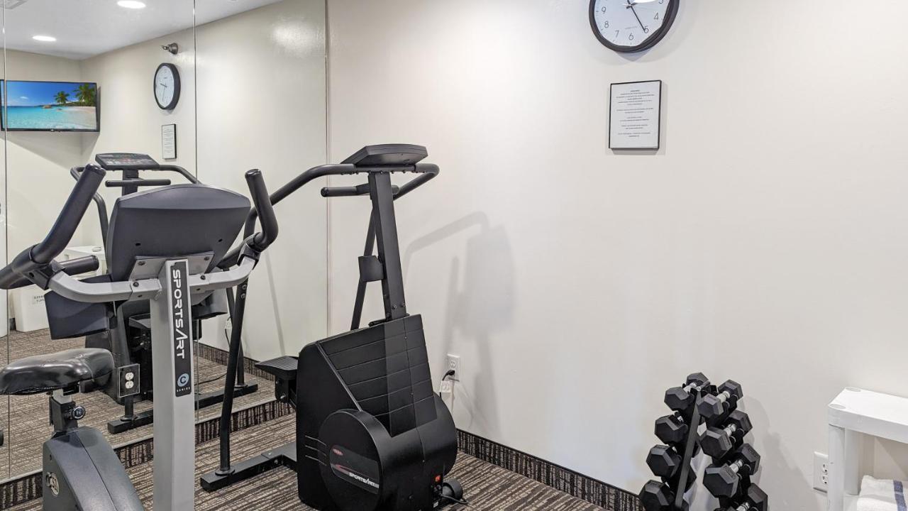 Estherville Hotel & Suites Luaran gambar