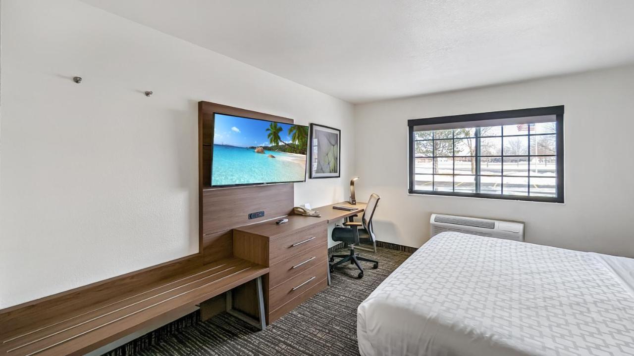 Estherville Hotel & Suites Luaran gambar